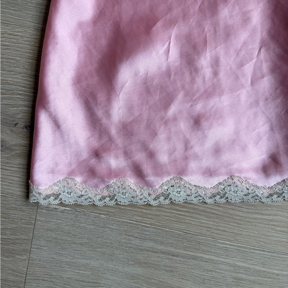 Y2K Victoria's Secret Pink Satin Chemise with Lace Trim | Small - Picture 4 of 5